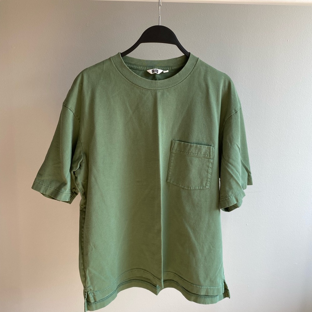 Uniqlo Crew Neck Short Sleeve Oversized T Shirt Men's Size M Green